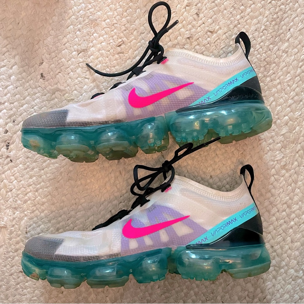 Nike Womens Air VaporMax 2019 South Beach